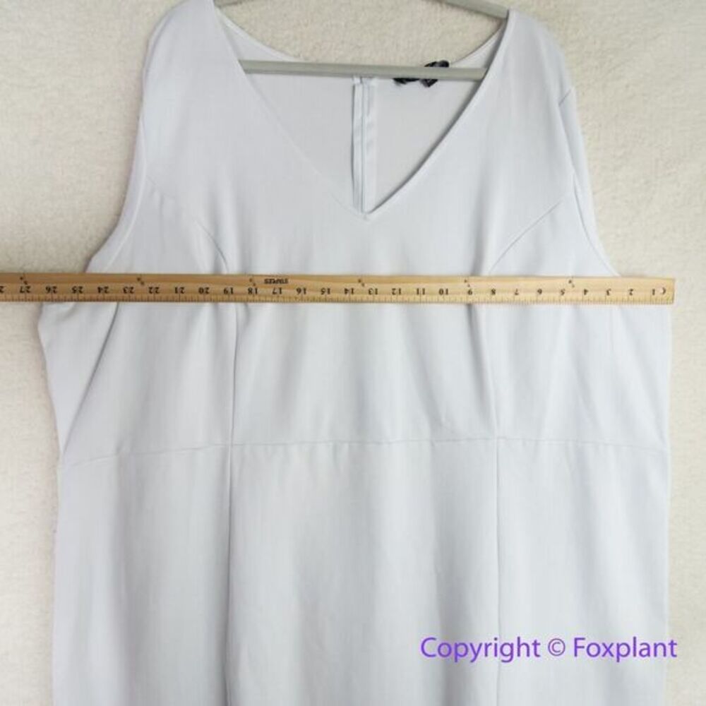 New! Eloquii Classic White V-Neck‎ 3/4 Length Sleeve Sheath Dress, size 28 - Picture 9 of 16